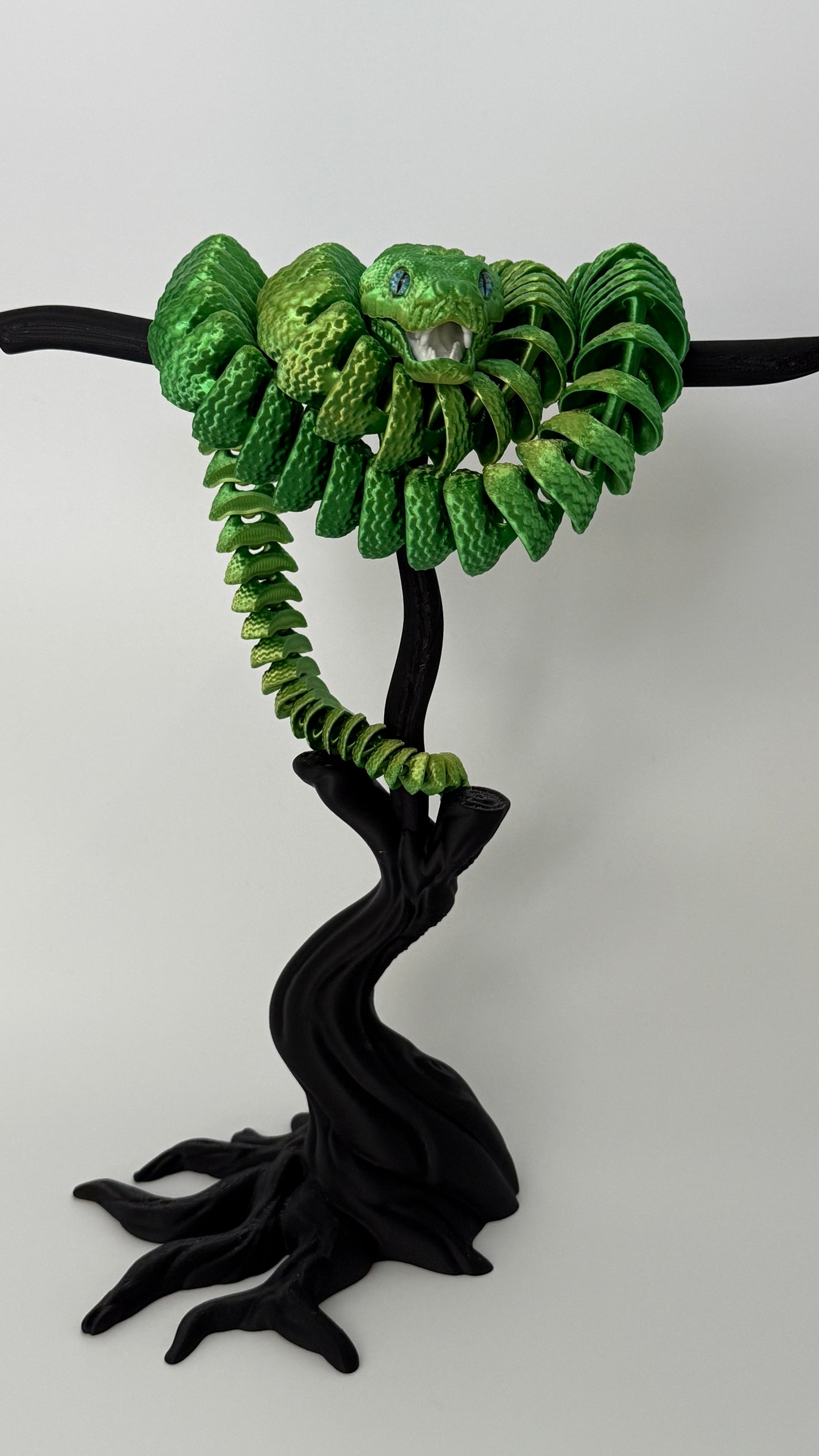 Articulated Green Tree Python