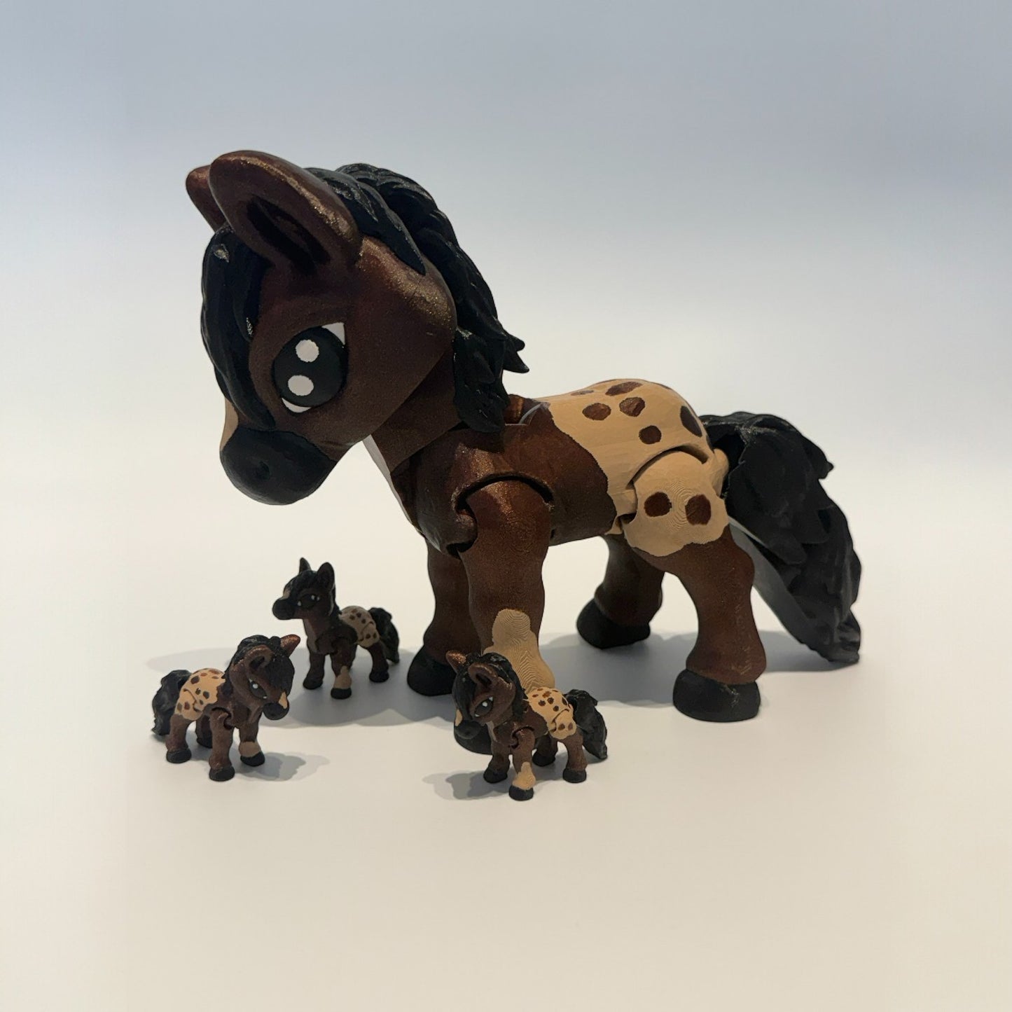 Limited Edition 3D-Printed Shimmery Horse