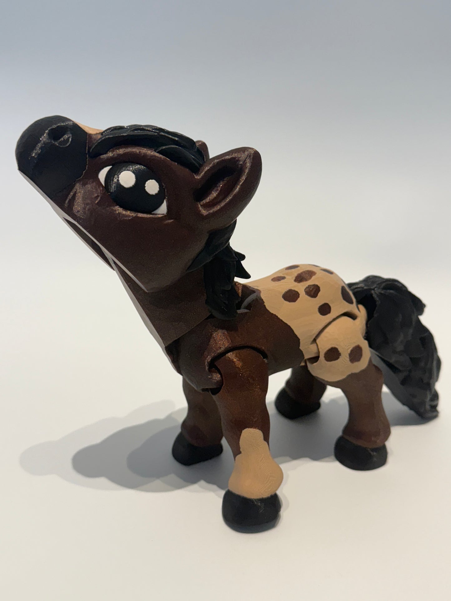 Limited Edition 3D-Printed Shimmery Horse